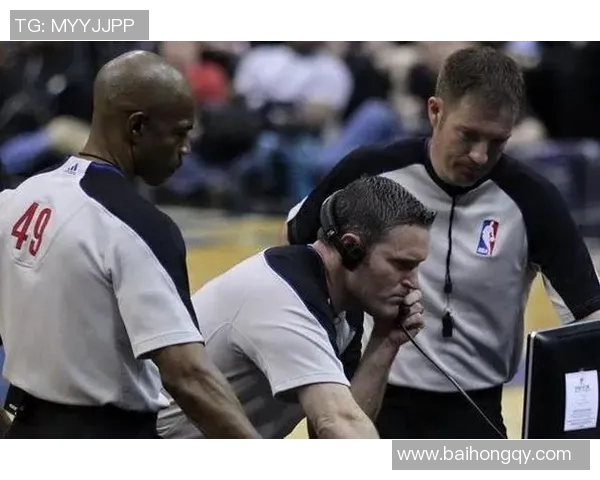 勇士与灰熊激战12月21日NBA赛场精彩对决引发球迷热议